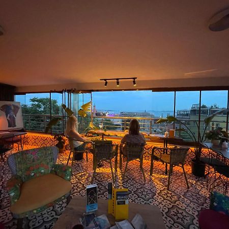 The Local Exclusive Bed & Breakfast Istanbul Ngoại thất bức ảnh